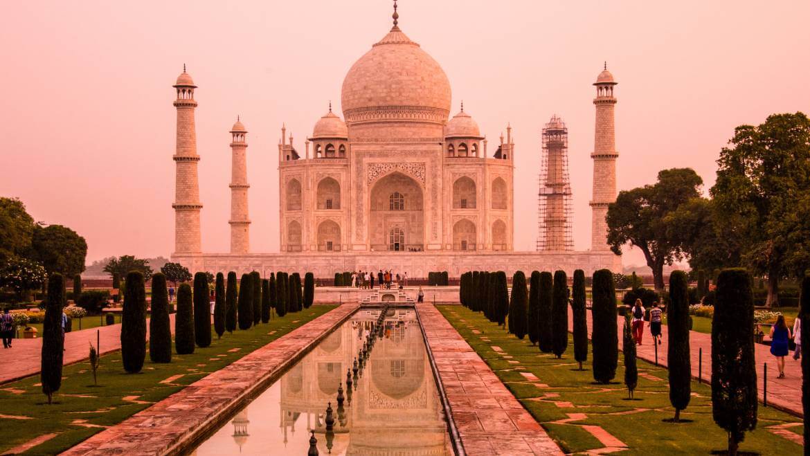 agra tourist places top 5