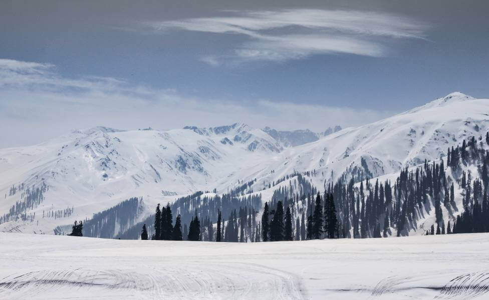 Gulmarg Kashmir - Best Winter Destination in India