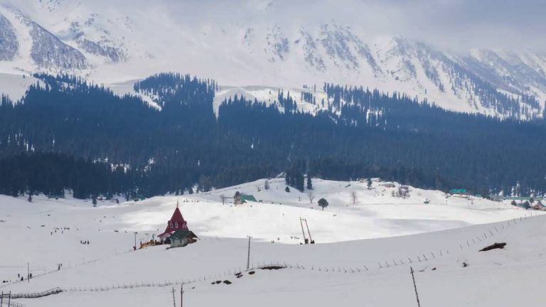 Best Places to Visit in Gulmarg Kashmir