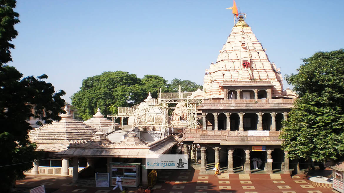 Some Unheard Facts About the Nagchandreshwar Temple, Ujjain