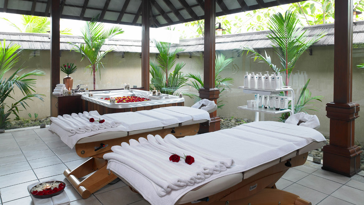 Best Luxury Ayurvedic Spa Resorts in Kerala