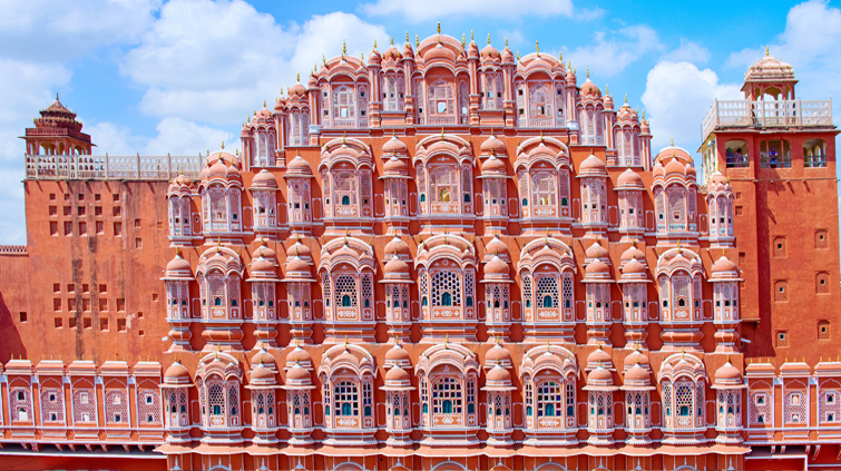 Top 48 Monuments in India that Reflect Rich Culture & Heritage