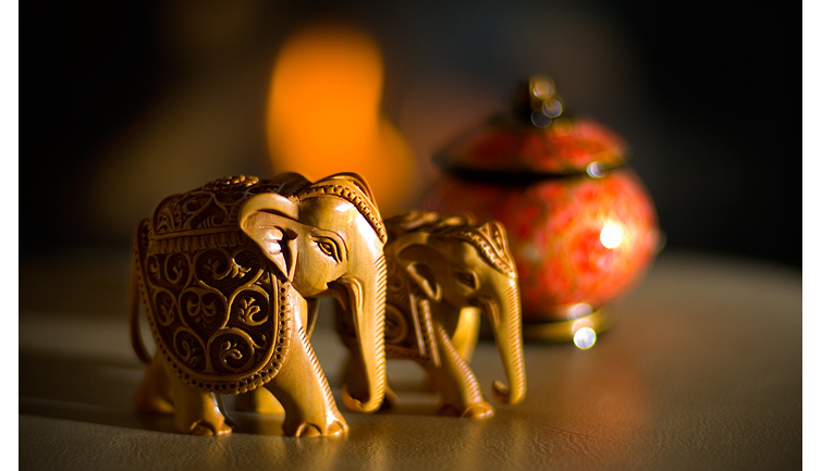 Indian Traditional Gifts For Foreigners