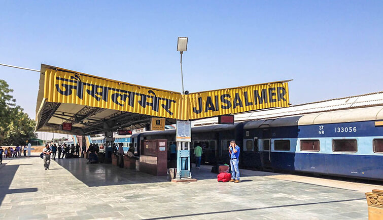 Visit Jaisalmer War Museum and Honour the Indian Soldiers