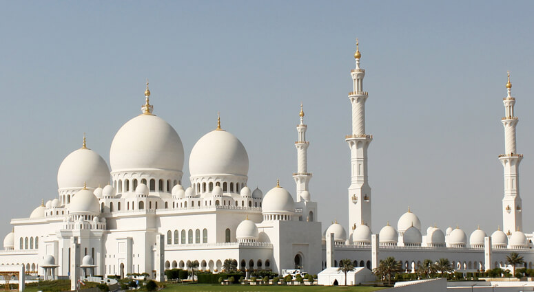 15 Best Places to See & Things to Do in Abu Dhabi | Dubai Holiday Tour