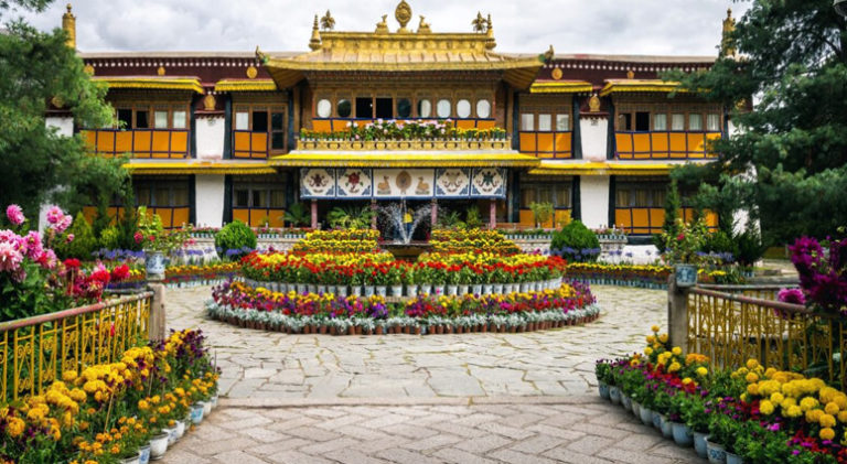 Best Places to Visit & Things to Do in Tibet | Exploring The Buddhist ...