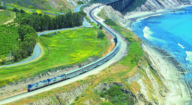 Luxury Train Rides Across the World for a Memorable Experience