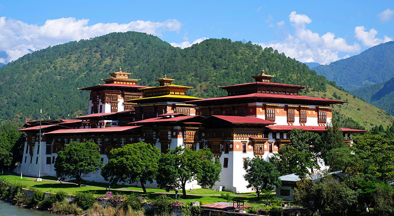 Best Travel Blog On How To Plan A Perfect Punakha Valley Trip In Bhutan