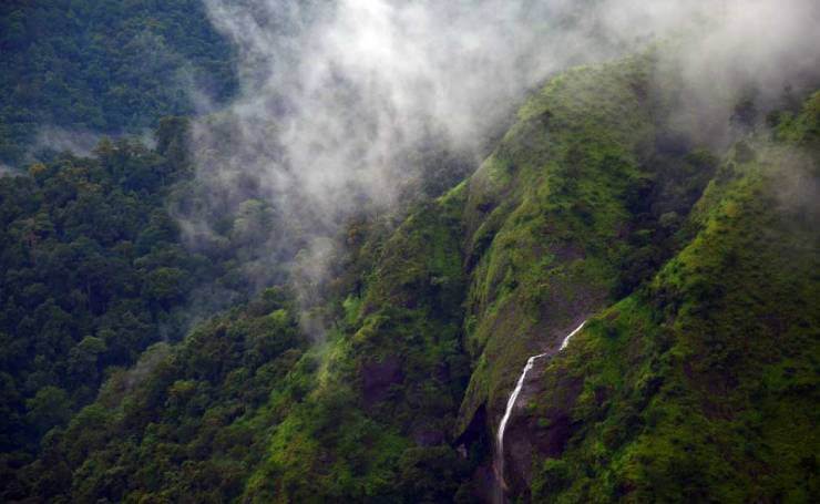 12 Best Places to Visit in Vagamon Kerala | Vagamon Tourism