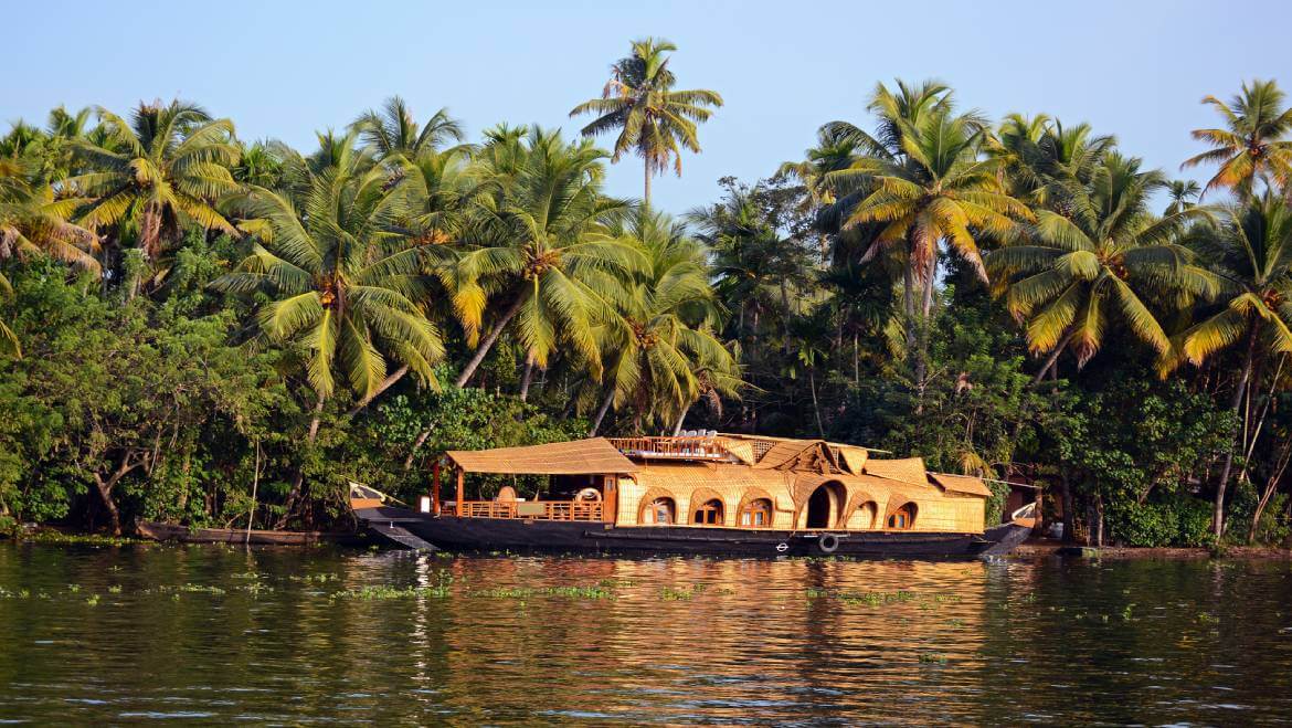 family kerala tour packages