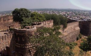 20 Most Popular Big Forts in India | Tour My India