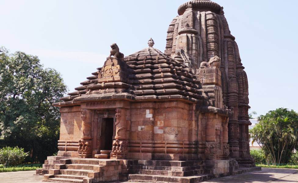 10 Popular Temples To Visit In Odisha | Tour My India