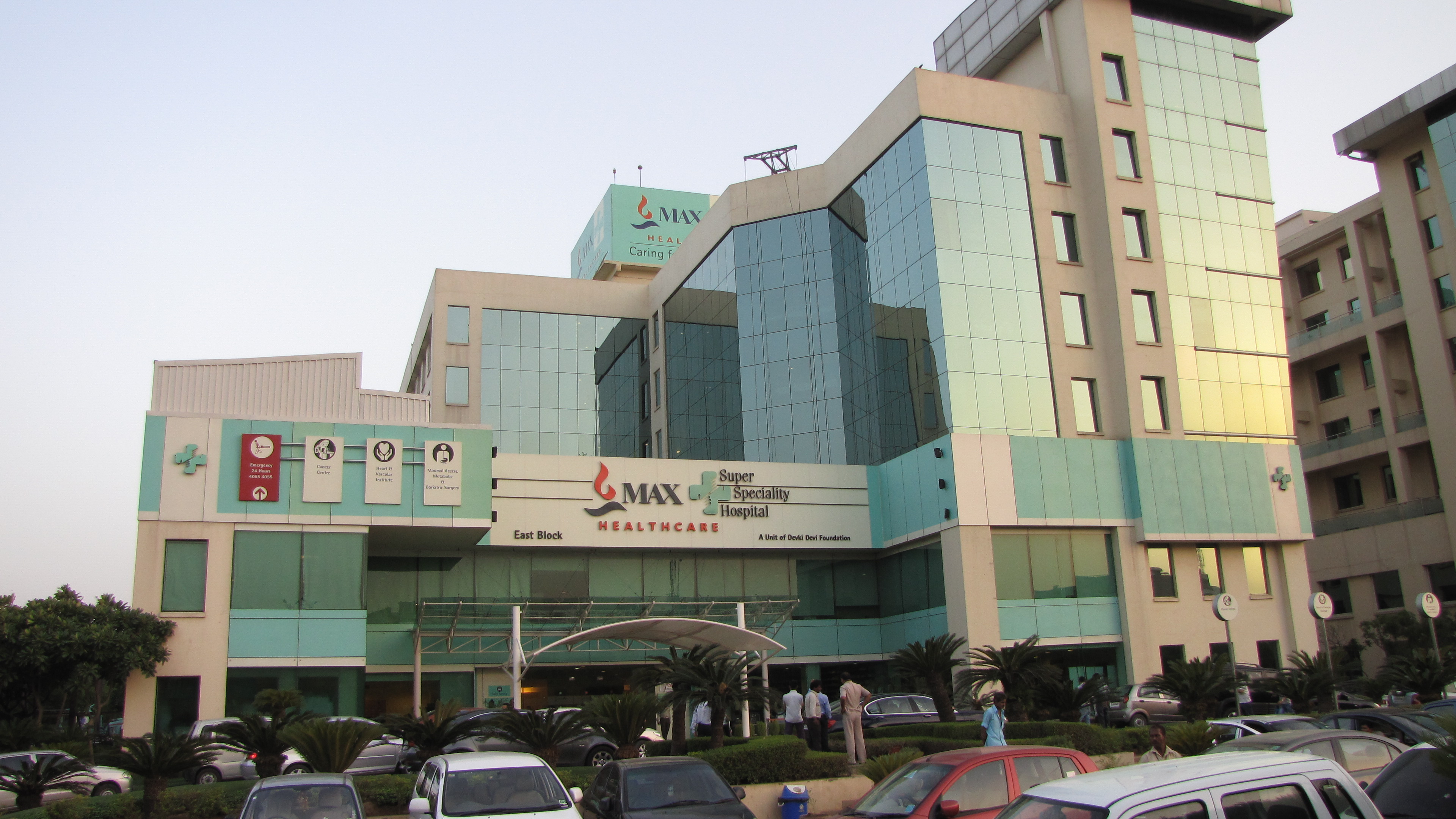 Max Healthcare Saket New Delhi Medical Tourism In India