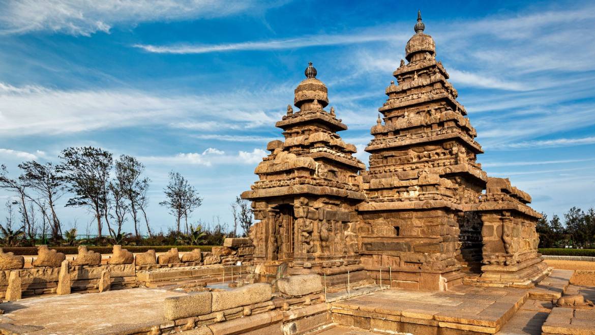 Golden Triangle of Karnataka with Temples of Tamilnadu