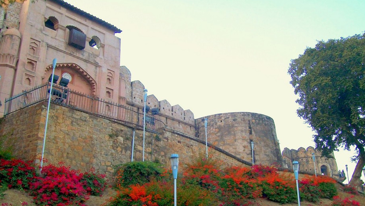 Джанси. Джханси (город). Город Жанси. Jhansi City.