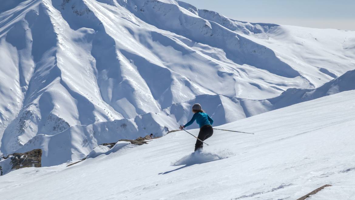 Powder Skiing In Gulmarg Best Of Gulmarg Skiing Tour Kashmir Tour