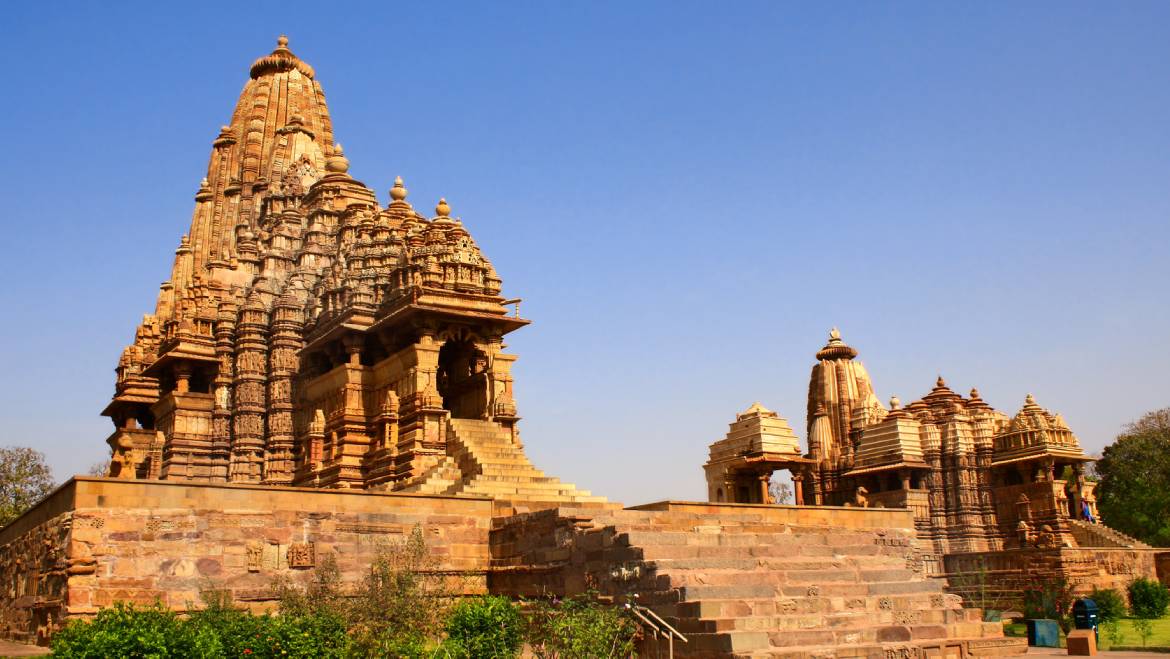 Tribes & Temples & Wildlife Tour of Central India: Madhya Pradesh Tourism