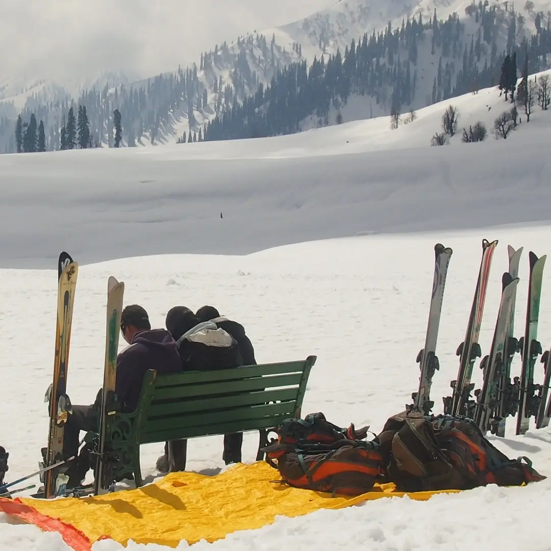 Gulmarg Skiing Tour