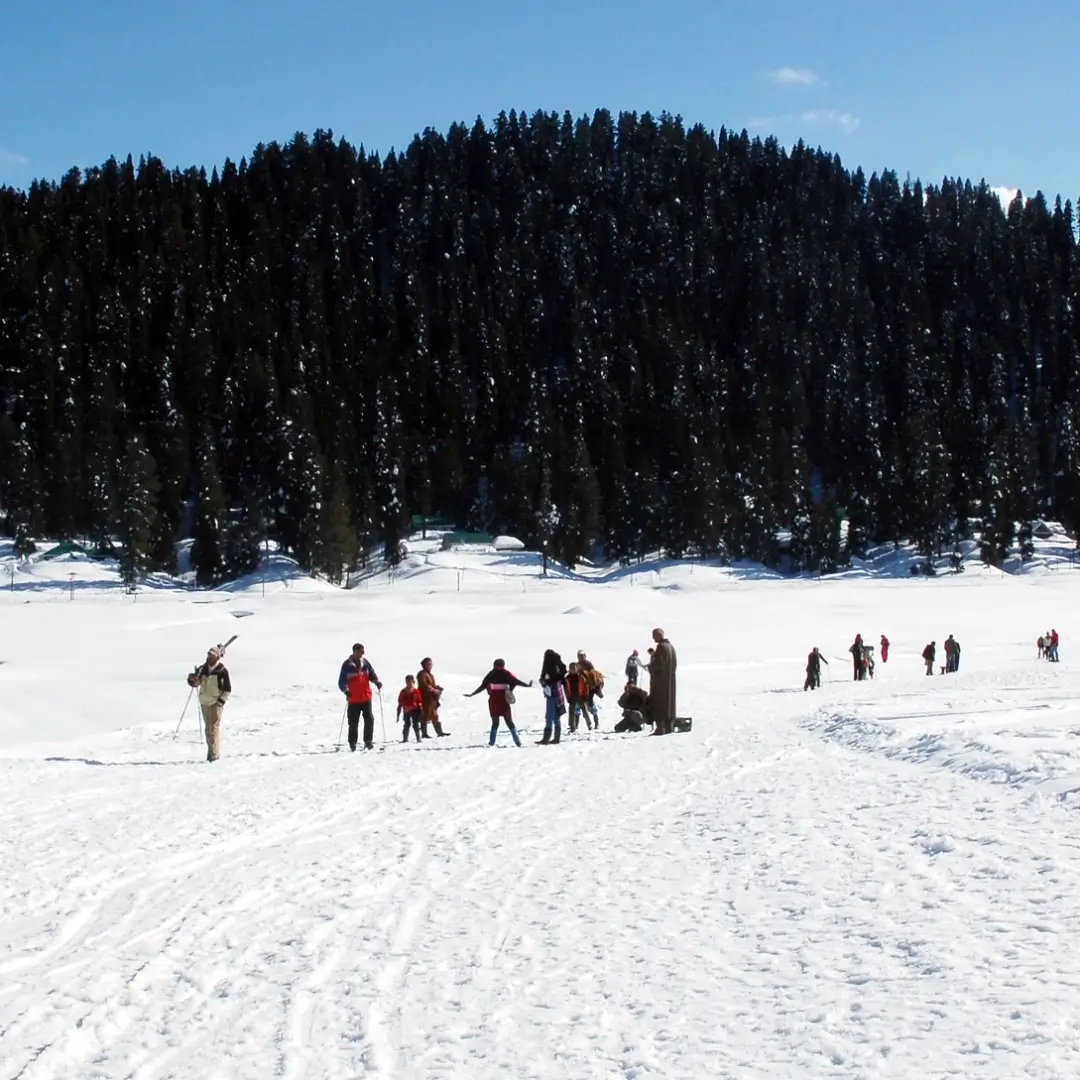 Skiing In Gulmarg