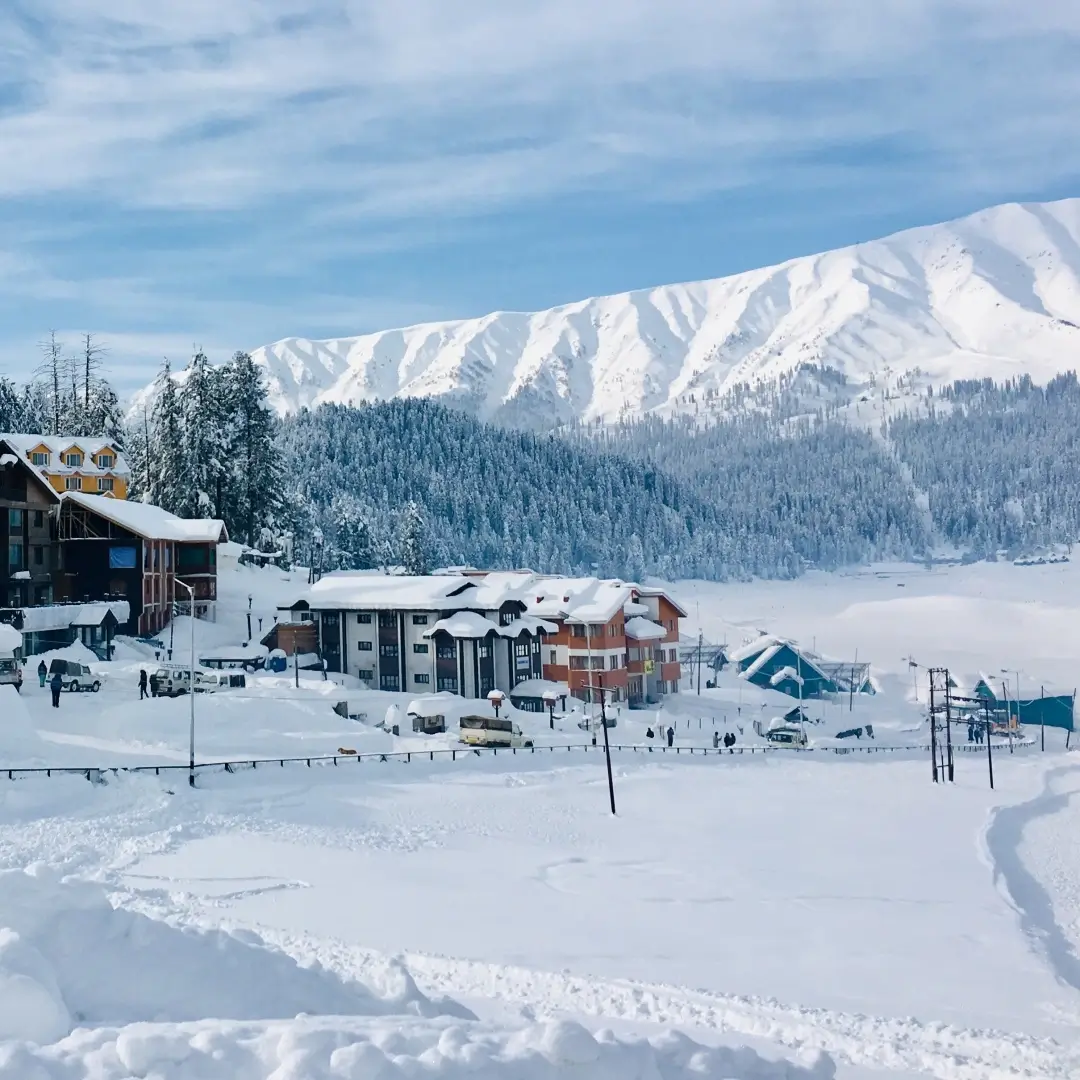 Gulmarg Skiing Tour