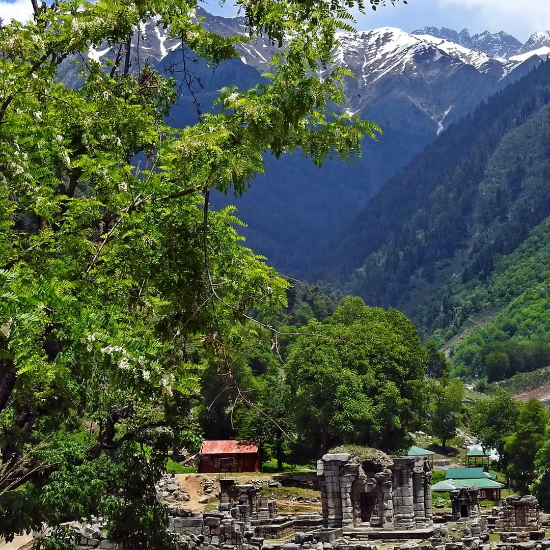 Chattargul Mahlish Gangabal Trek