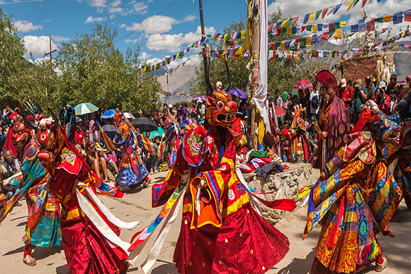 An Insight Into Fairs And Festivals Of Jammu And Kashmir Tourism