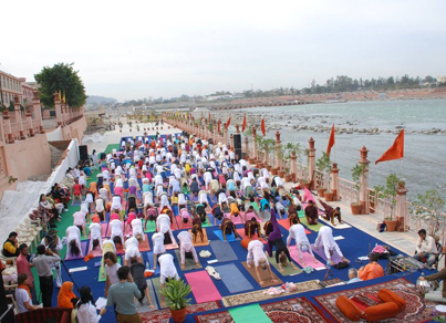 Guide of International Yoga Festival 2019 in Rishikesh, India - Lubomir  Novohradsky