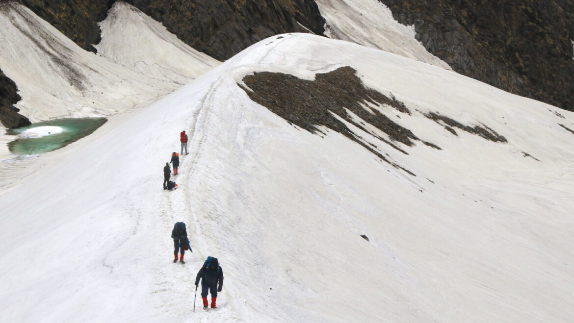 best time to visit bali pass trek